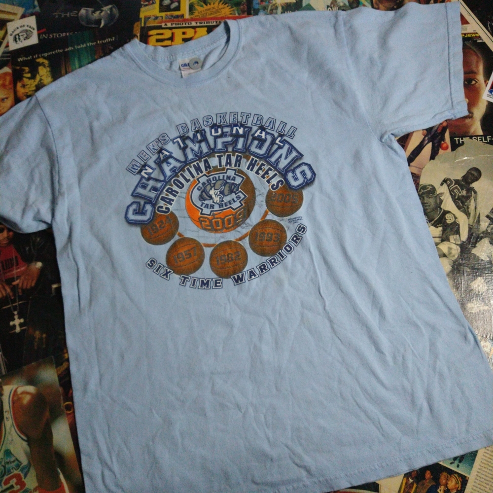 6 time North Carolina Tar Heels Men's Basketball National Champions Tee Large - Picture 1 of 4